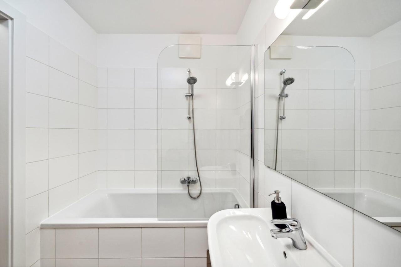 Design Apartments In Favoriten Wina Bagian luar foto