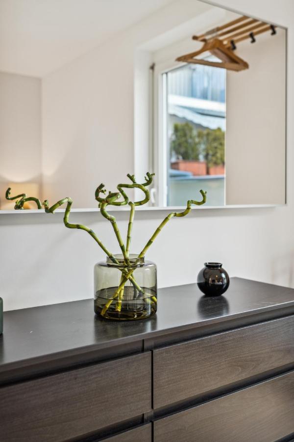 Design Apartments In Favoriten Wina Bagian luar foto