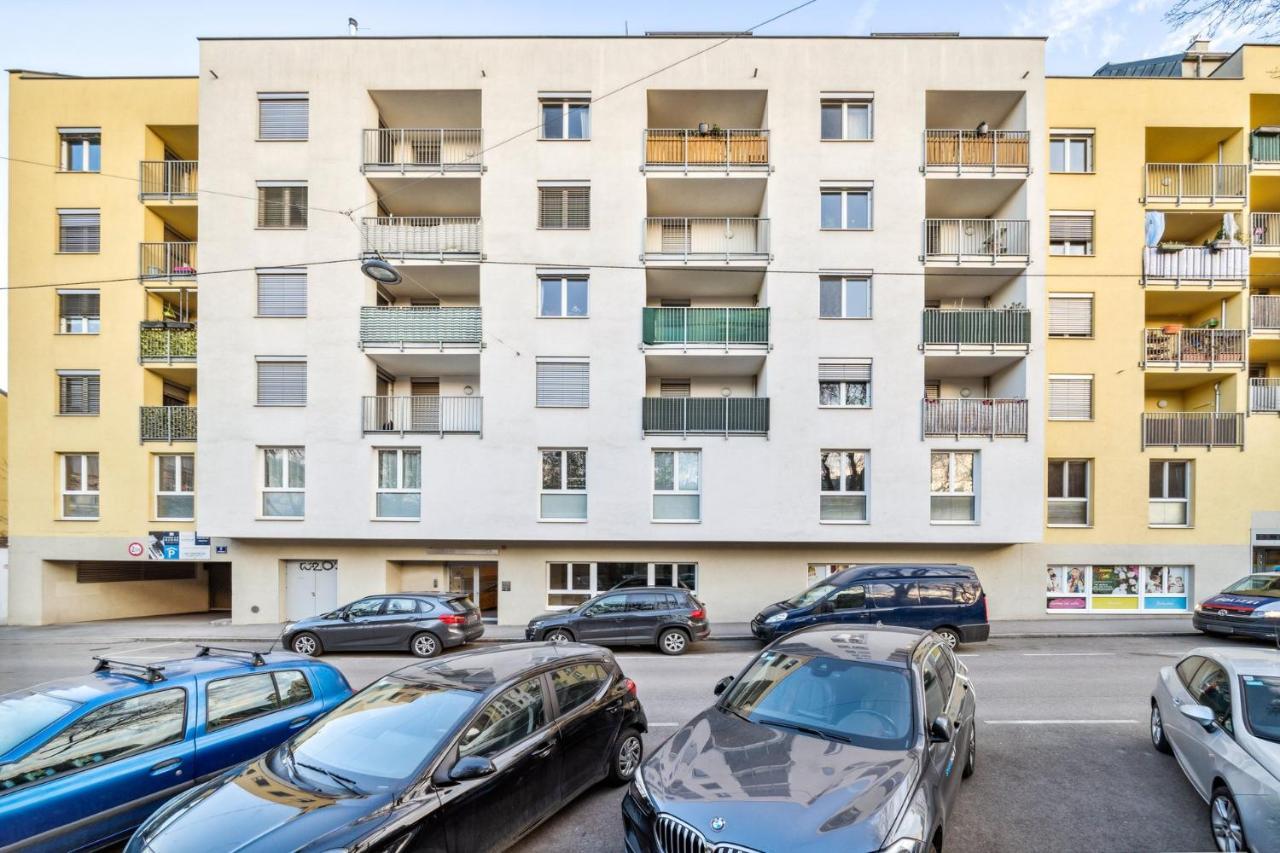 Design Apartments In Favoriten Wina Bagian luar foto